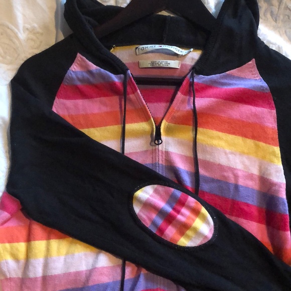 Tommy Hilfiger zip up hoodie sweater - Picture 3 of 4